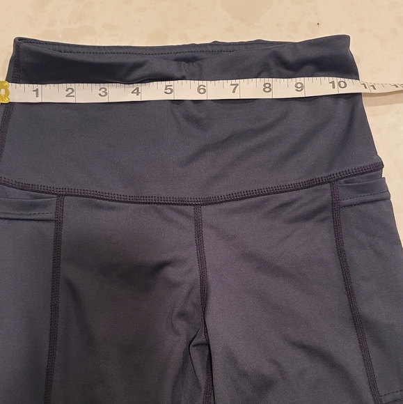 #5 Blackmilk yoga cropped leggings, Black, XS - Picture 4 of 8